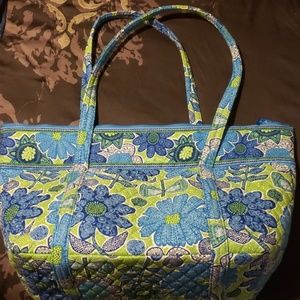 Vera Bradley Doodle Daisy quilted tote